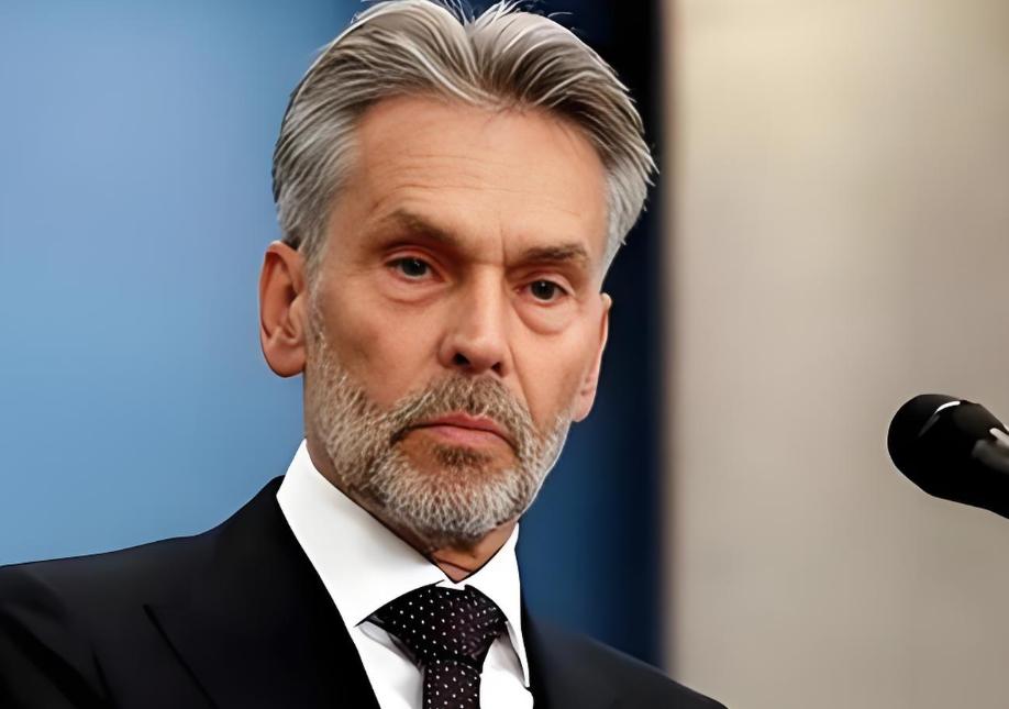 荷兰快撑不住了？很多人以为，它要求谈判是“服软”的信号。错了！真相是，这是荷兰设