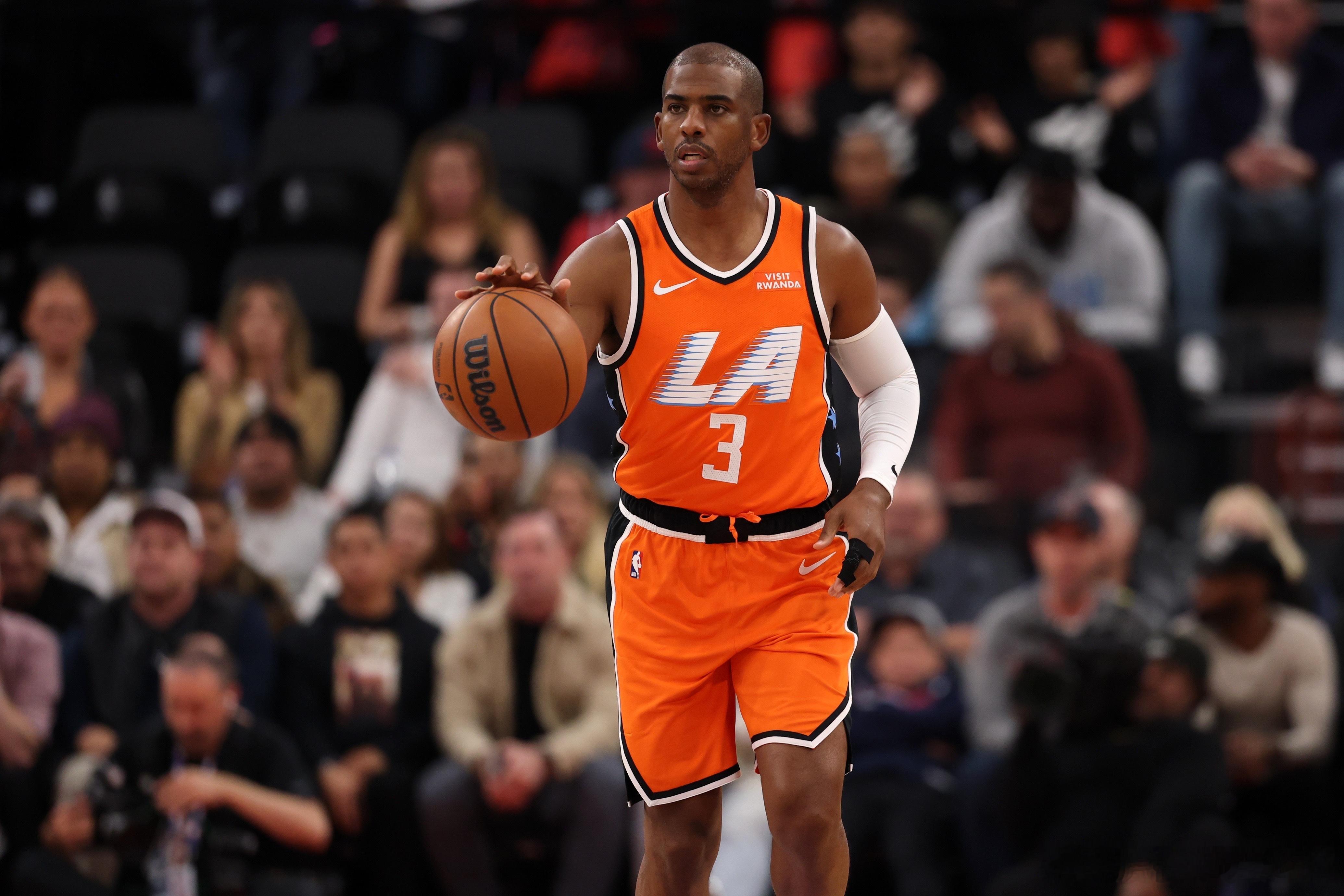 克里斯保罗湖人新老板鲍勃艾格保罗加盟湖人NBA💜💛时隔15年！保罗有望以另一