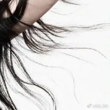 别再问董子健和孙怡为什么分开了。 我告诉你，那根本不是分手，那是一场毕业典礼。一