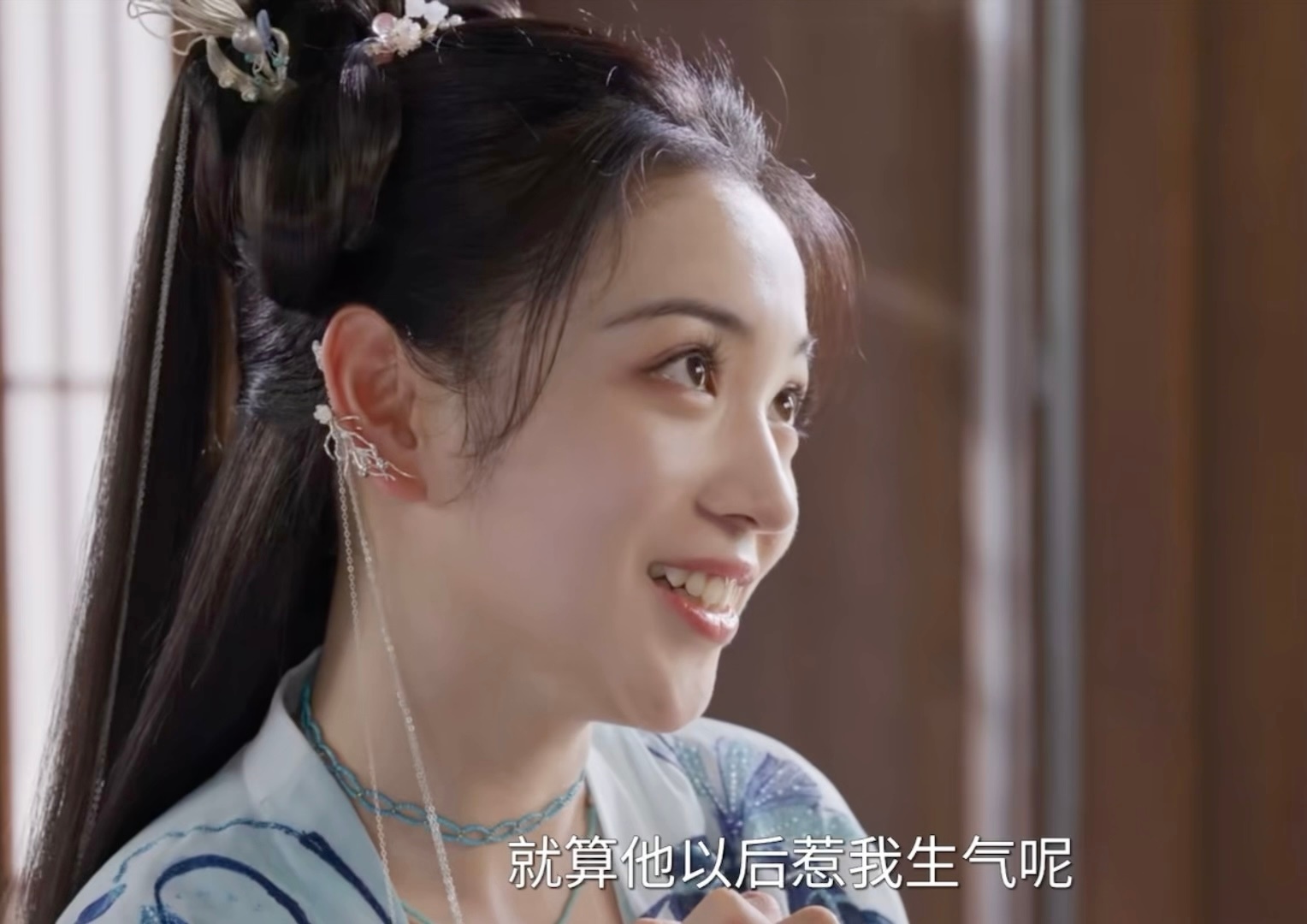 这个卫十三又在自我攻略了。 