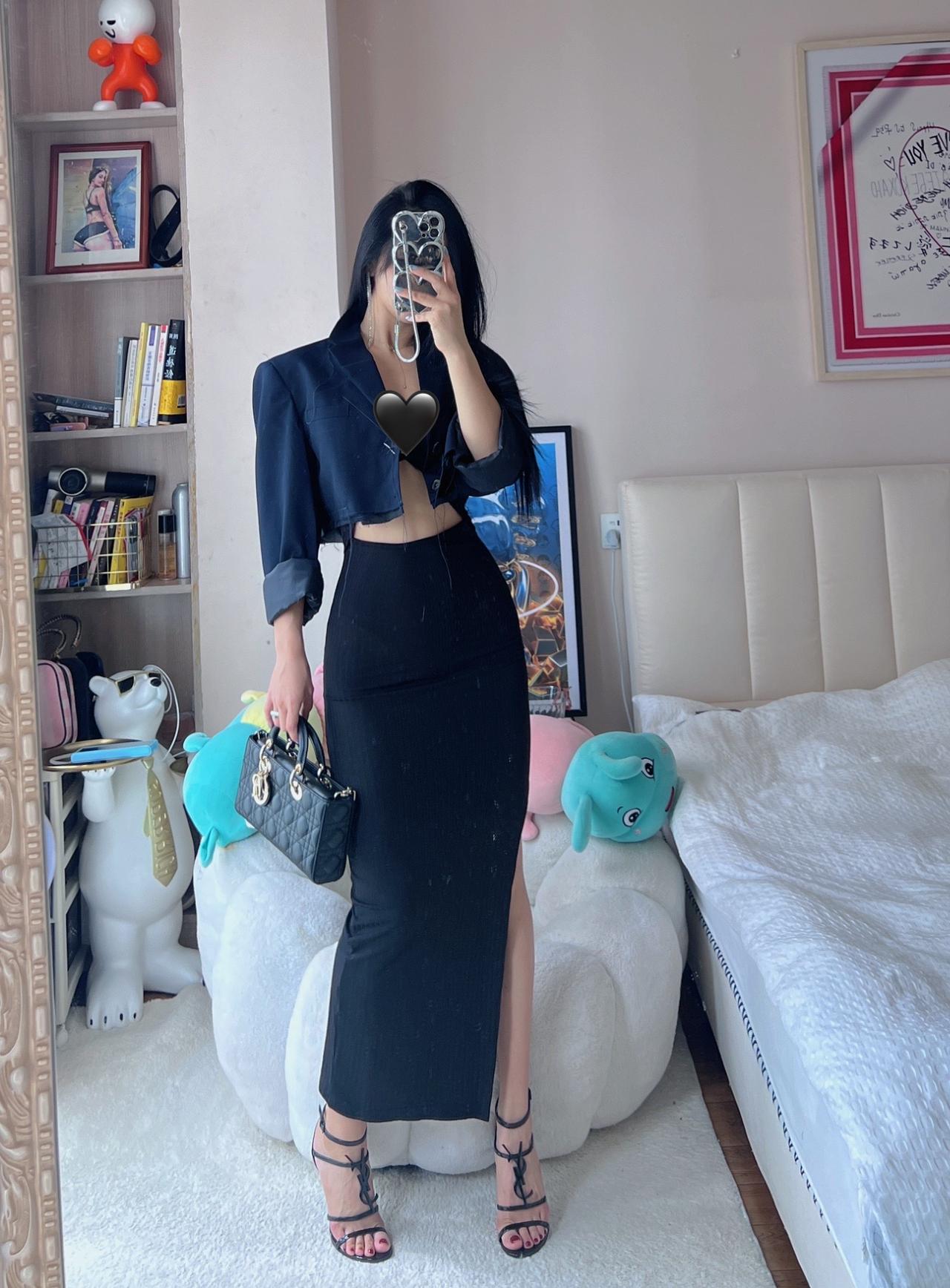 今日姐姐穿搭。#可甜可酷可温柔 #刷到我你的号算是养成了 #不止一面 #慢慢变好