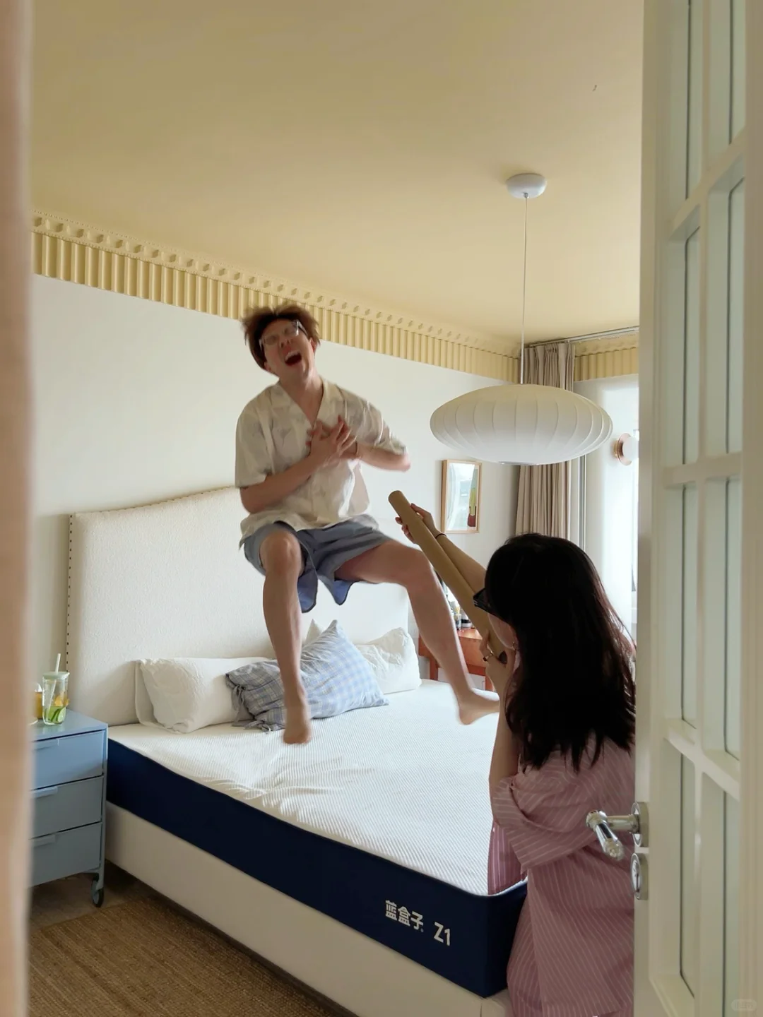 share.📘“过着一种 细想就会笑出声的生活”