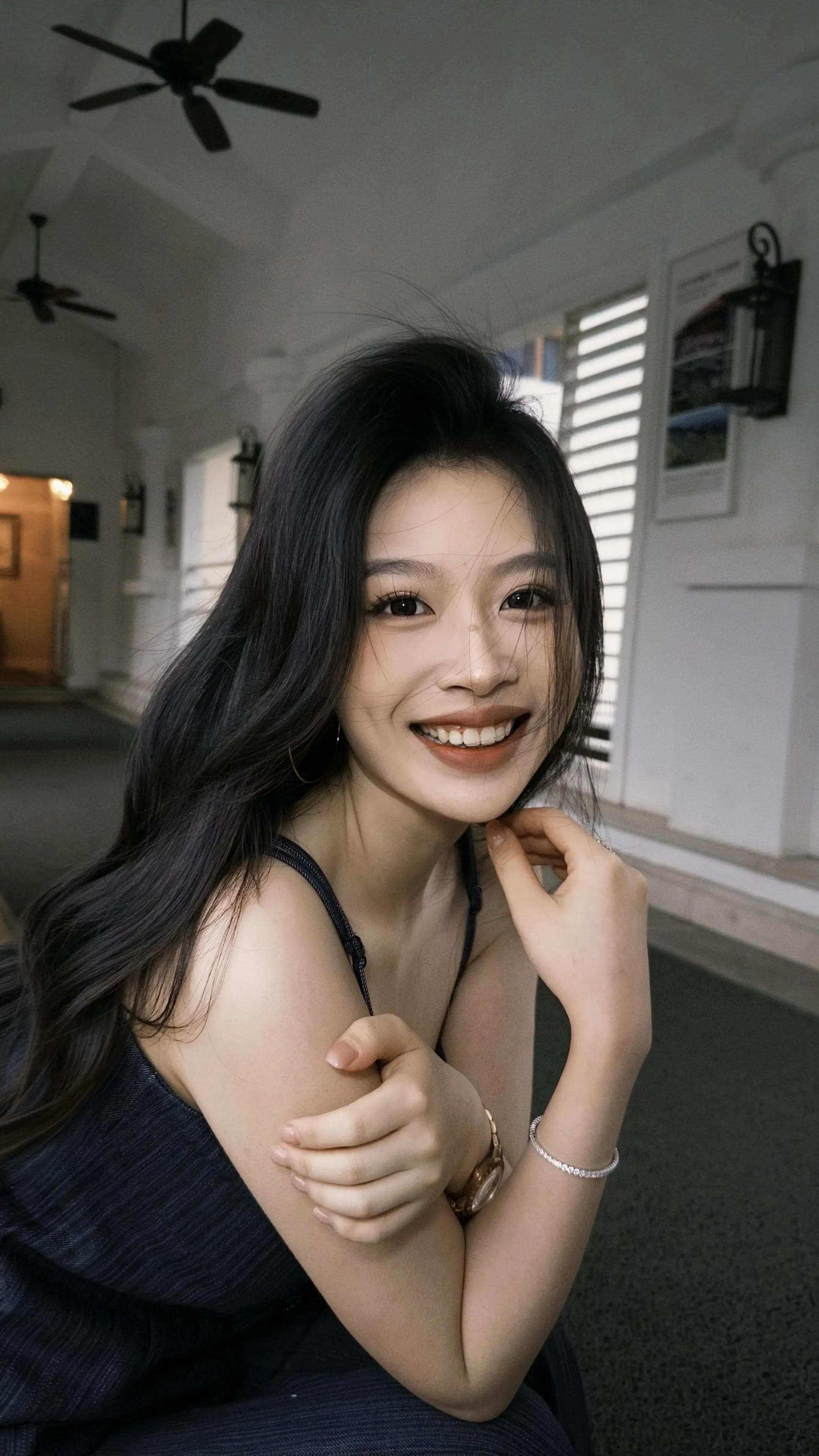 你温柔的唇 致命的眼神。
