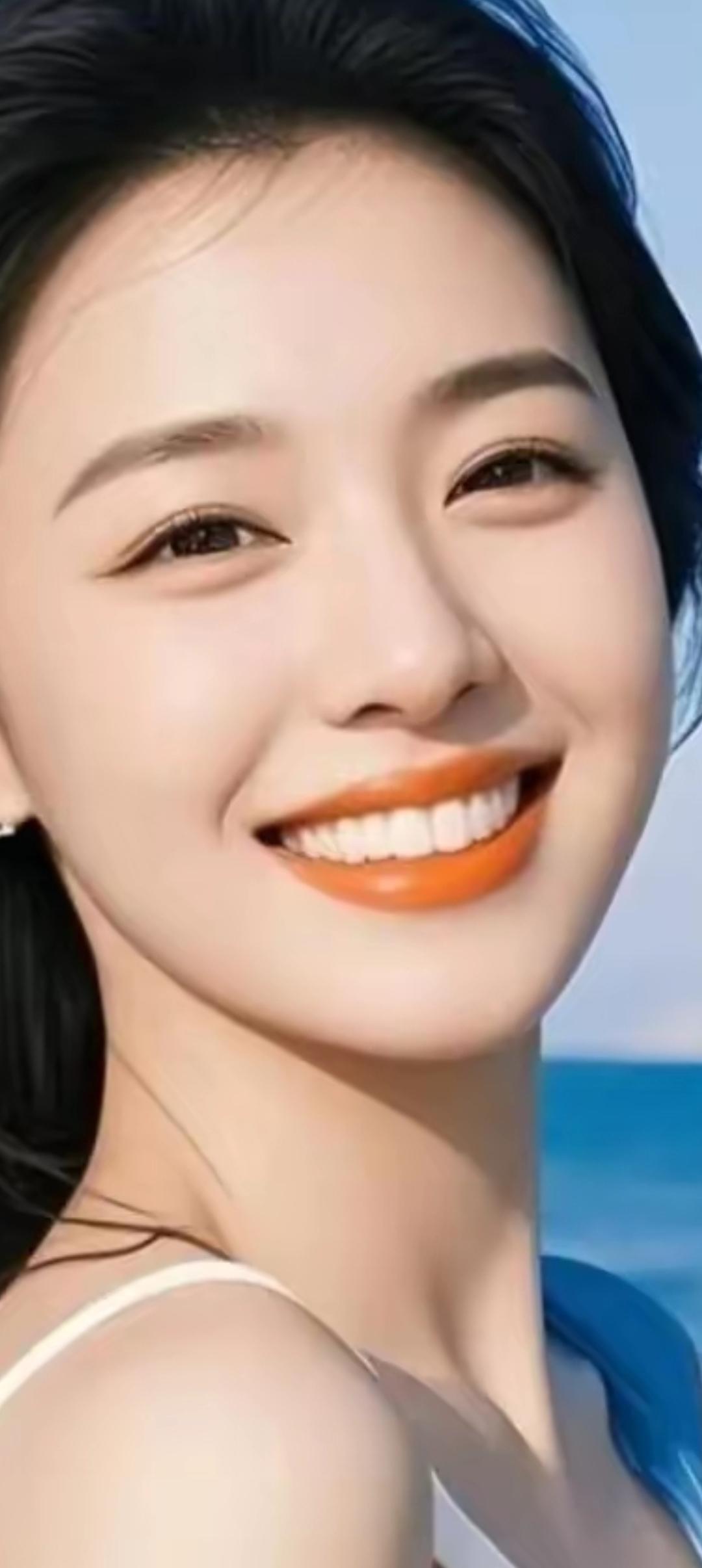 阳光沙滩下的甜美笑容，海风吹拂的美好时光