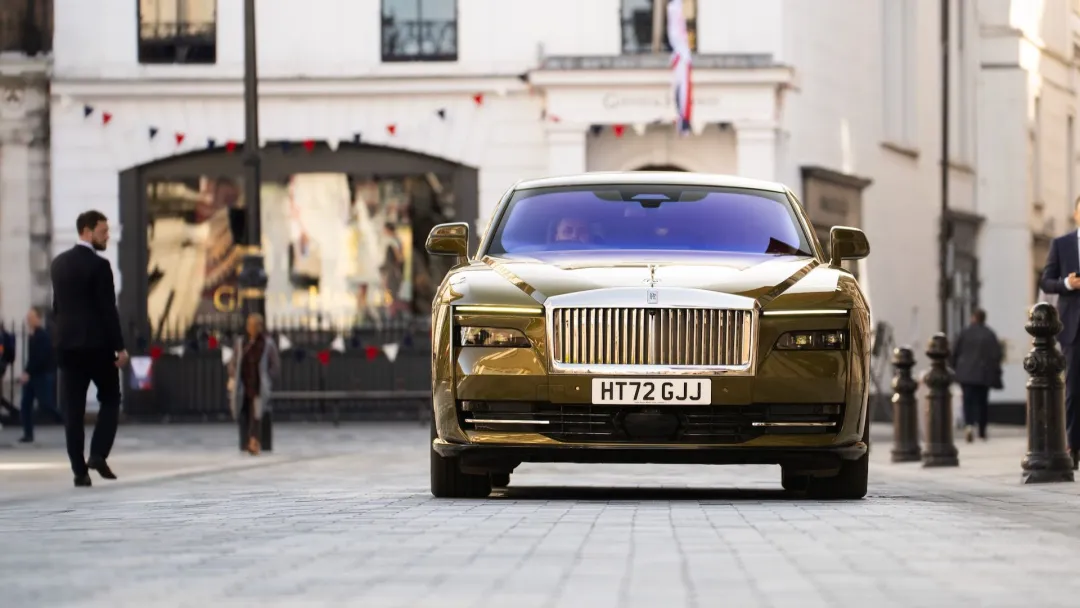 内燃机最顽固的顽疾，一个电机全解决了