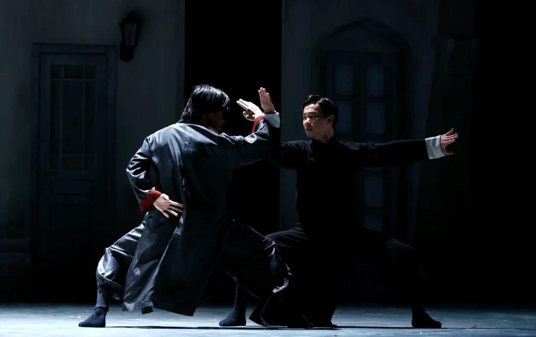 《《咏春》成功出海背后，演员们拜师学了一整年武术》随着《咏春》在伦敦的演出持续进