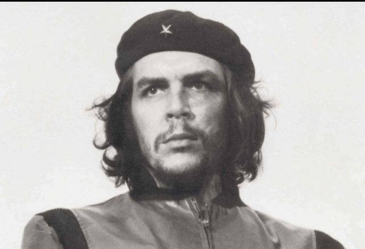 还得总理，
一针见血:
切格瓦拉，
盲动主义，
害人害己！

还有一点，感觉总理