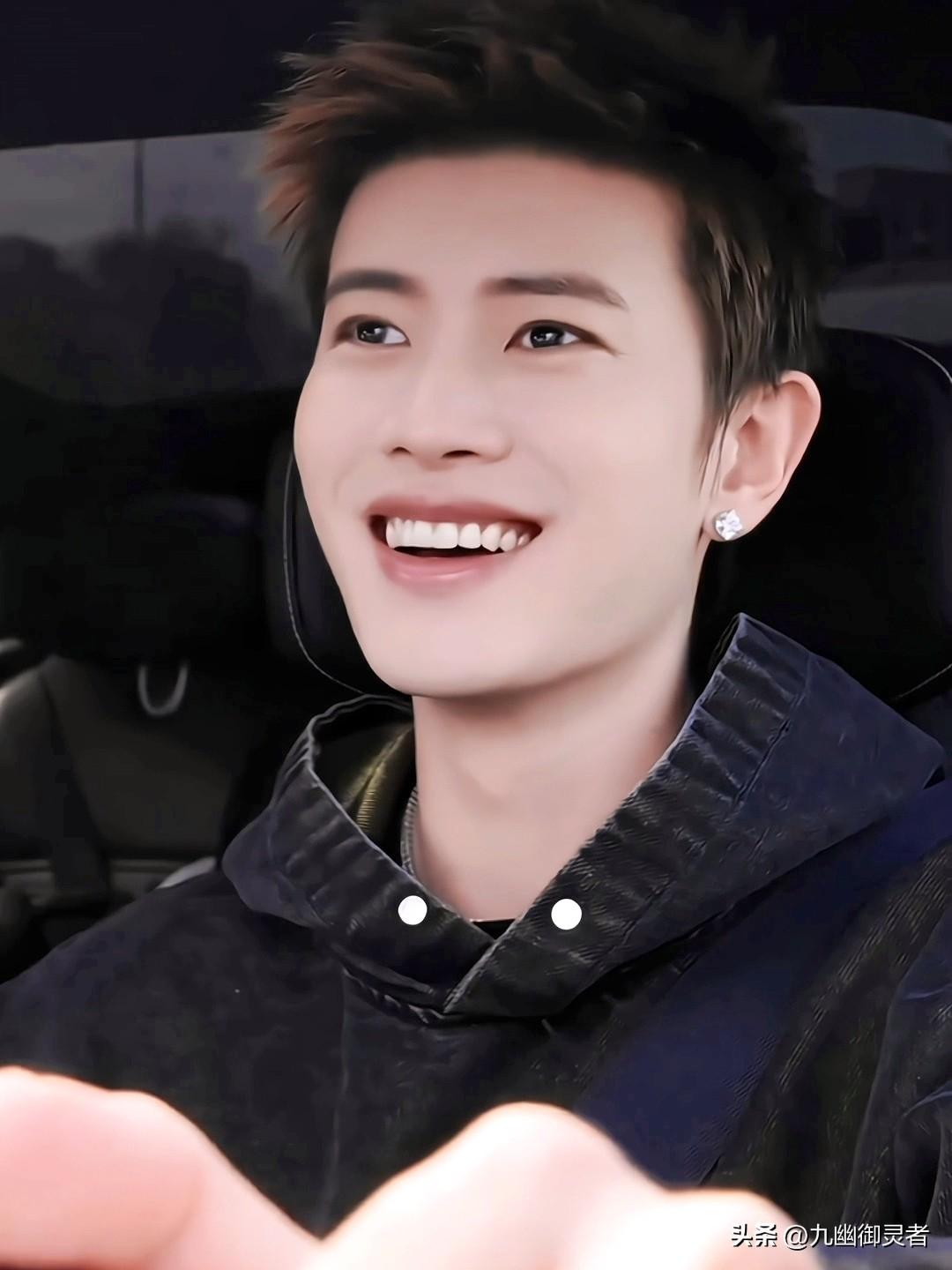 我的天啦！任嘉伦嘴里念叨的这段话真相竟然是这样的❗❗❗[送心][送心]
瞬间才发