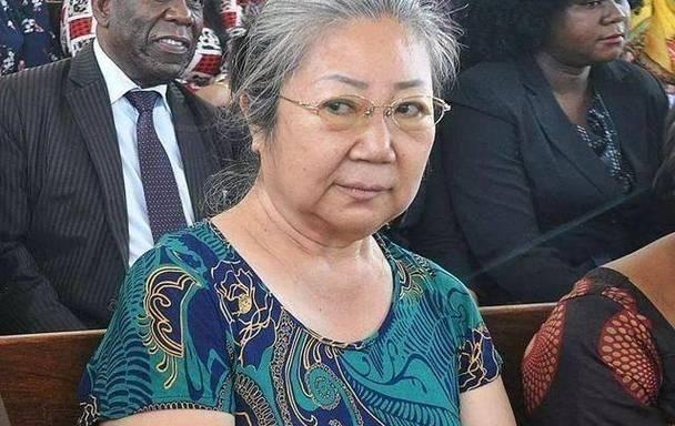 2019年2月19日，“中国大妈”杨凤兰因象牙走私罪，被坦桑尼亚法院判处15年监