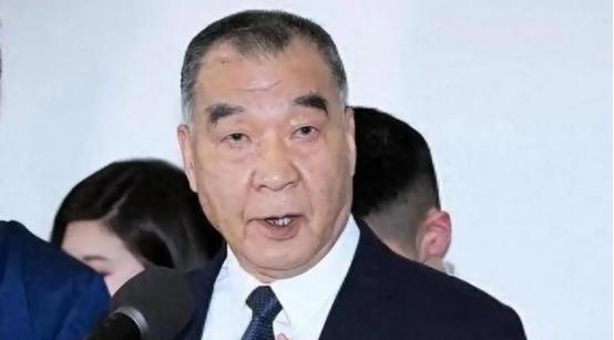 从基层小兵一路爬到台防务部门负责人的邱国正，为啥敢擅自改动台军开火红线？单方面划