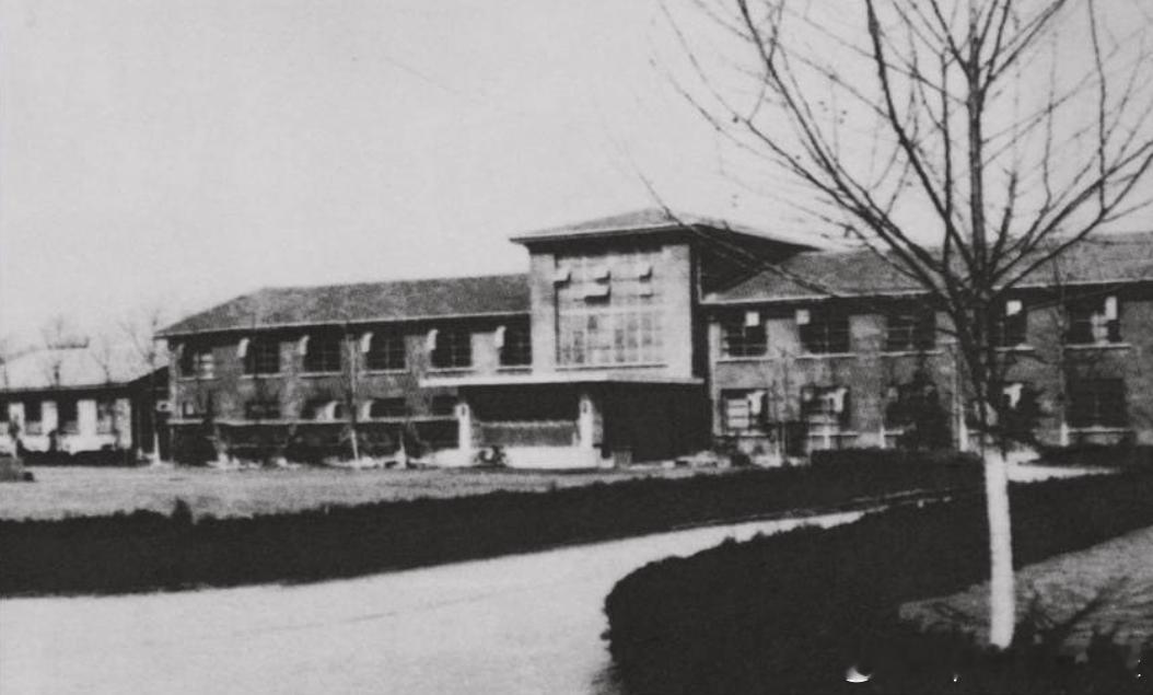50年代八一电影制片厂办公楼历史影像 ​​​