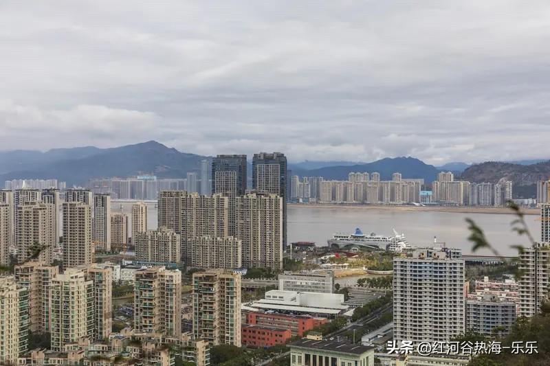 温州楼市这几年是跌了挺多的。
温州楼市上一次跌这么多，还是在2011年的时候了，