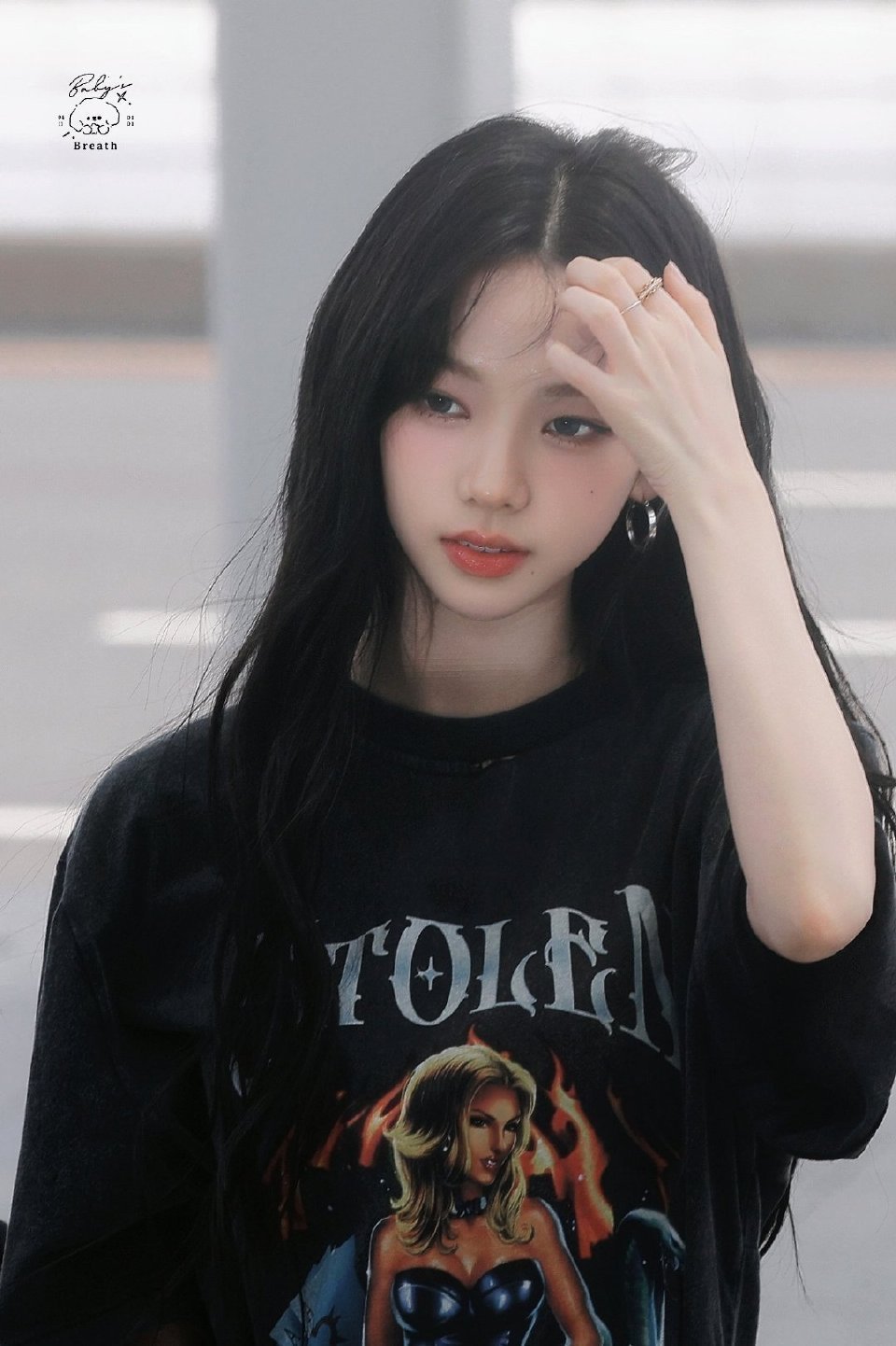 柳智敏 230623被审判被辱骂被造谣被伤害最严重的那一天柳智敏就是顶着这样一张