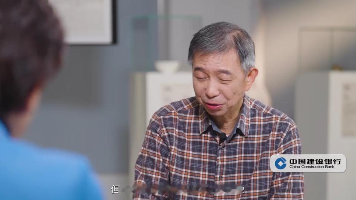 人类应该恐惧AI吗？王坚：谈论人工智能，爱的成分已经超过恐惧……

历史上每一次