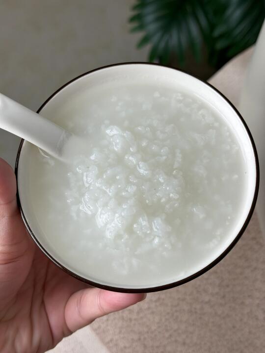 夏天多喝大米粥，解渴|养胃|补津液~