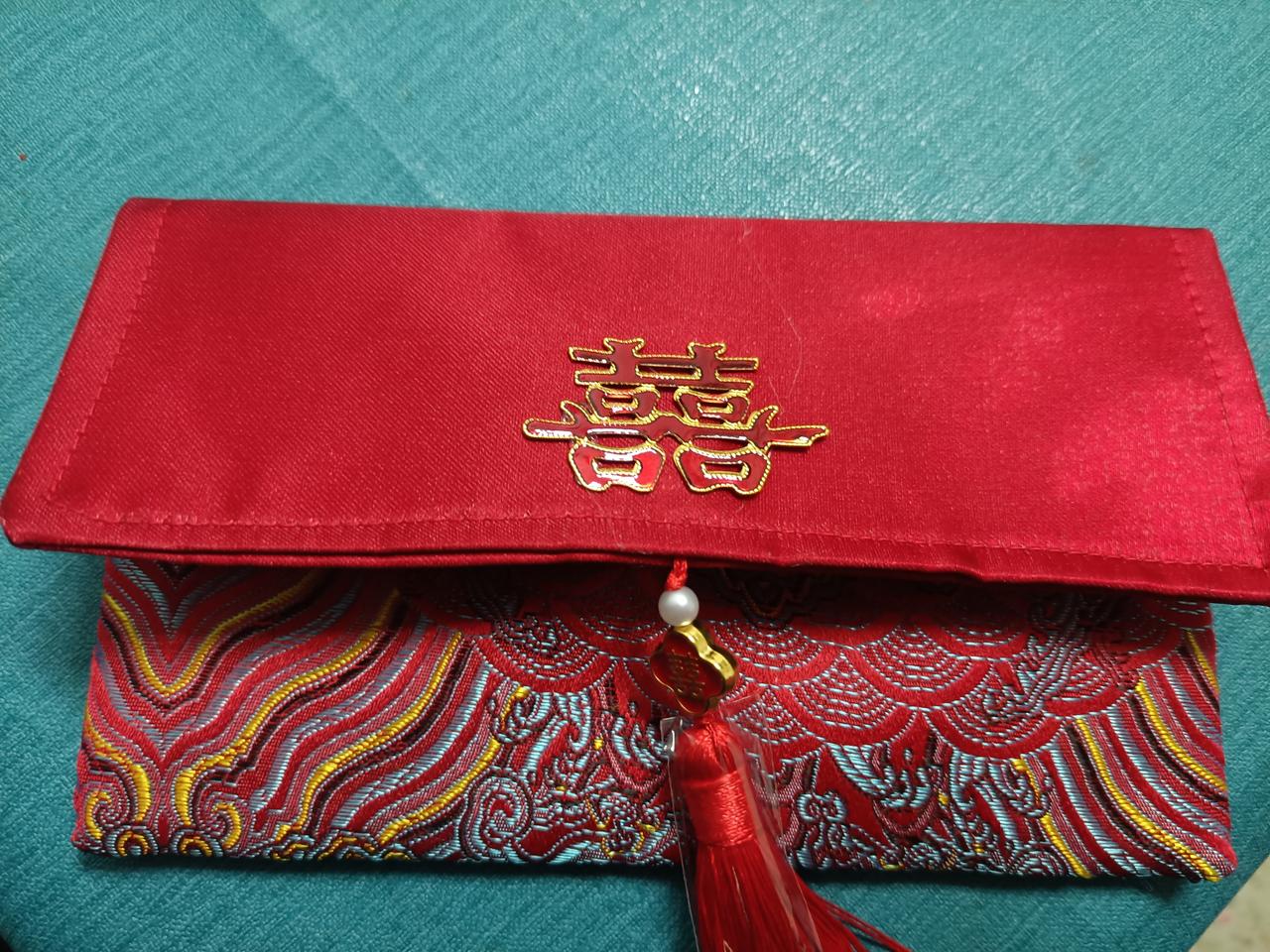 眼看五一婚期将近，别人都在憧憬假期，我却整夜失眠，心里像压了块大石头。儿子要结婚