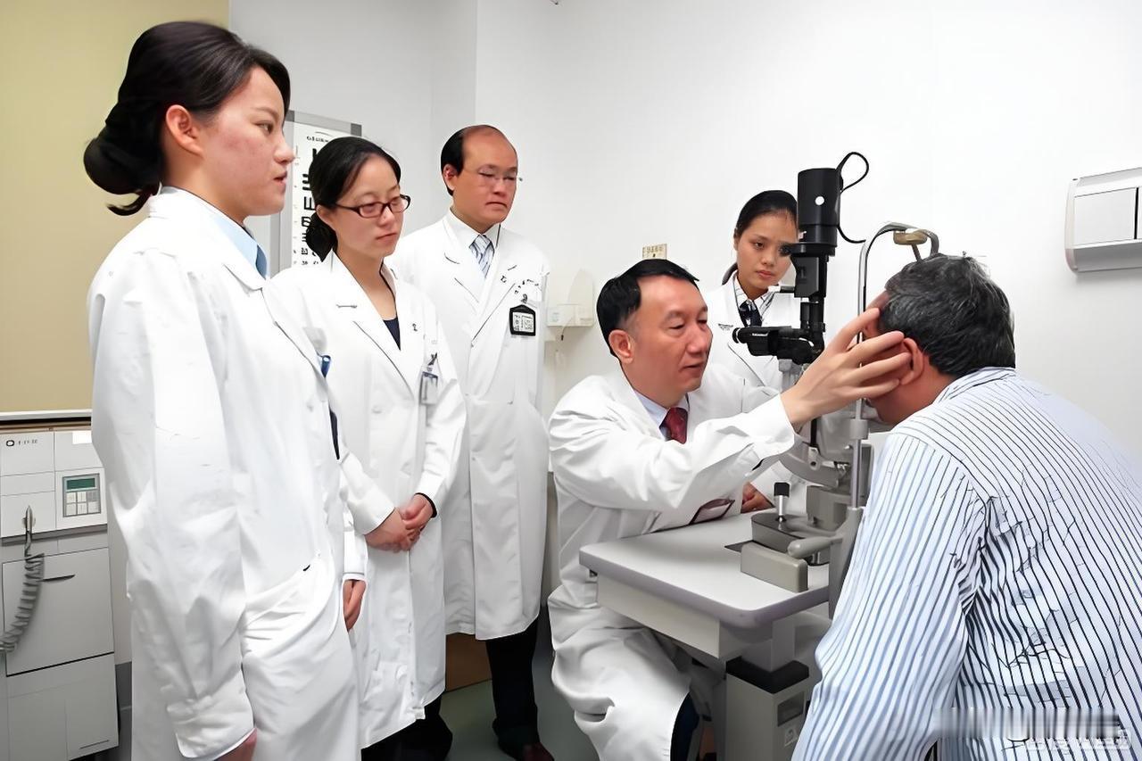 孙兴怀教授，医学博士，主任医师，眼科学教授，博士生导师。香港中文大学眼科学和视觉