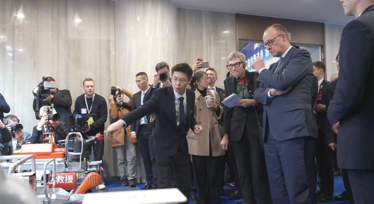 德国总理来中国“取经”，现在轮到我们教德国造机器人了！

德国总理默茨专程飞杭州