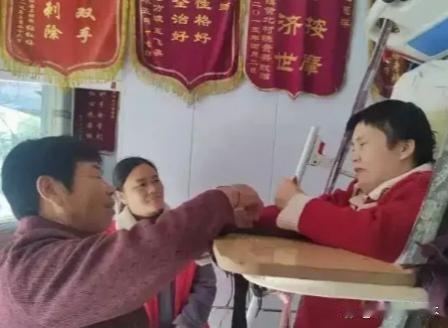 2018年4月13日清晨，陈跃兰接到儿子电话，儿媳陈慧出了车祸。
赶到医院时，陈