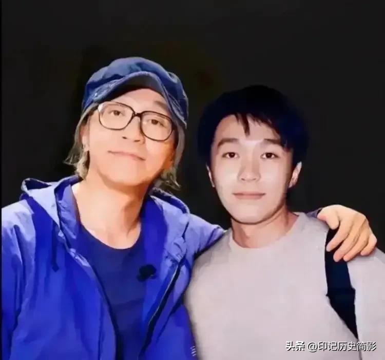 父子俩很像#明星父子们# #历史#