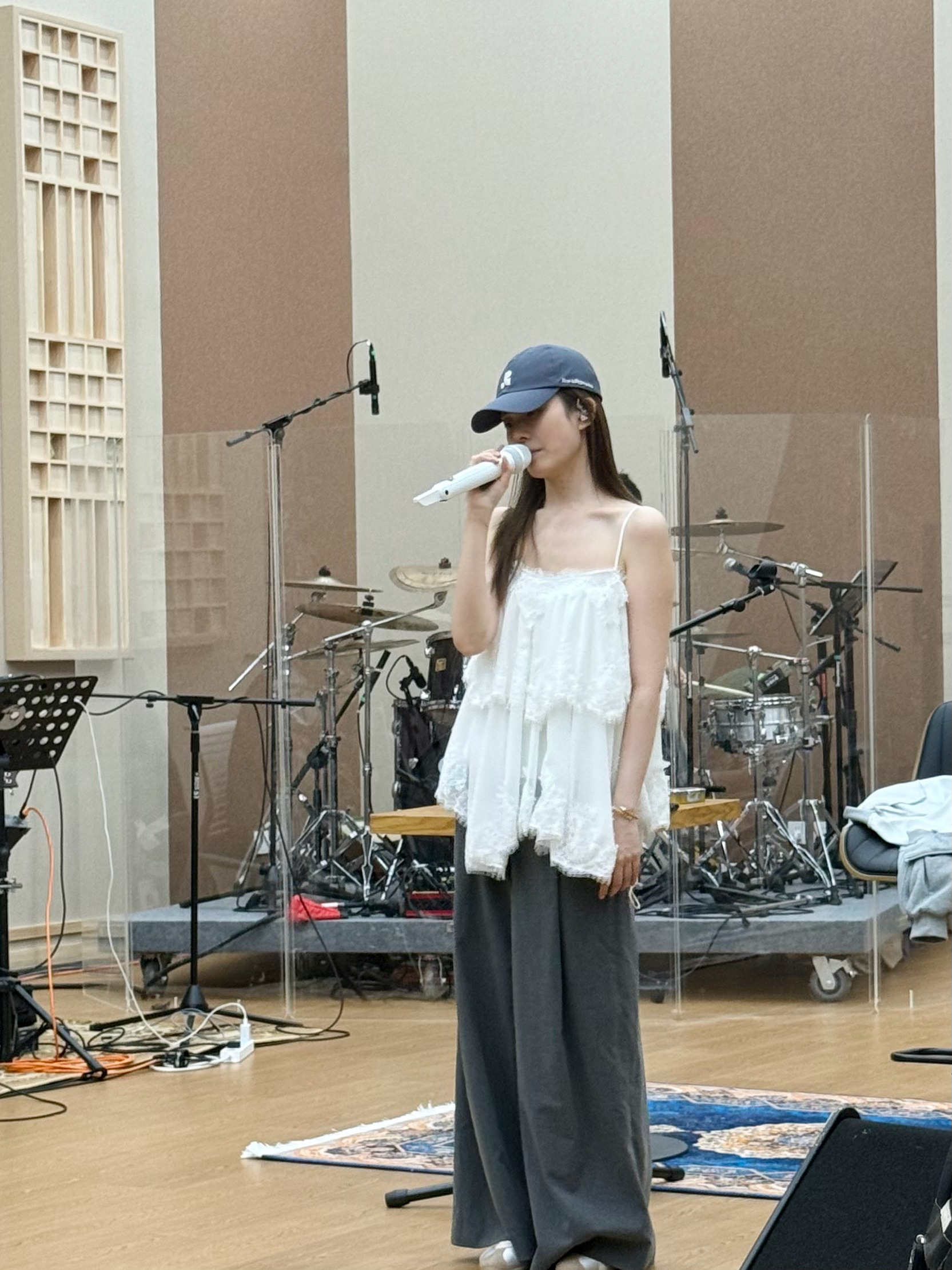 陈卓璇首张个人专辑当拾 czx陈卓璇当拾巡回演唱会 终点依旧是我们.𝓣𝓱𝓮