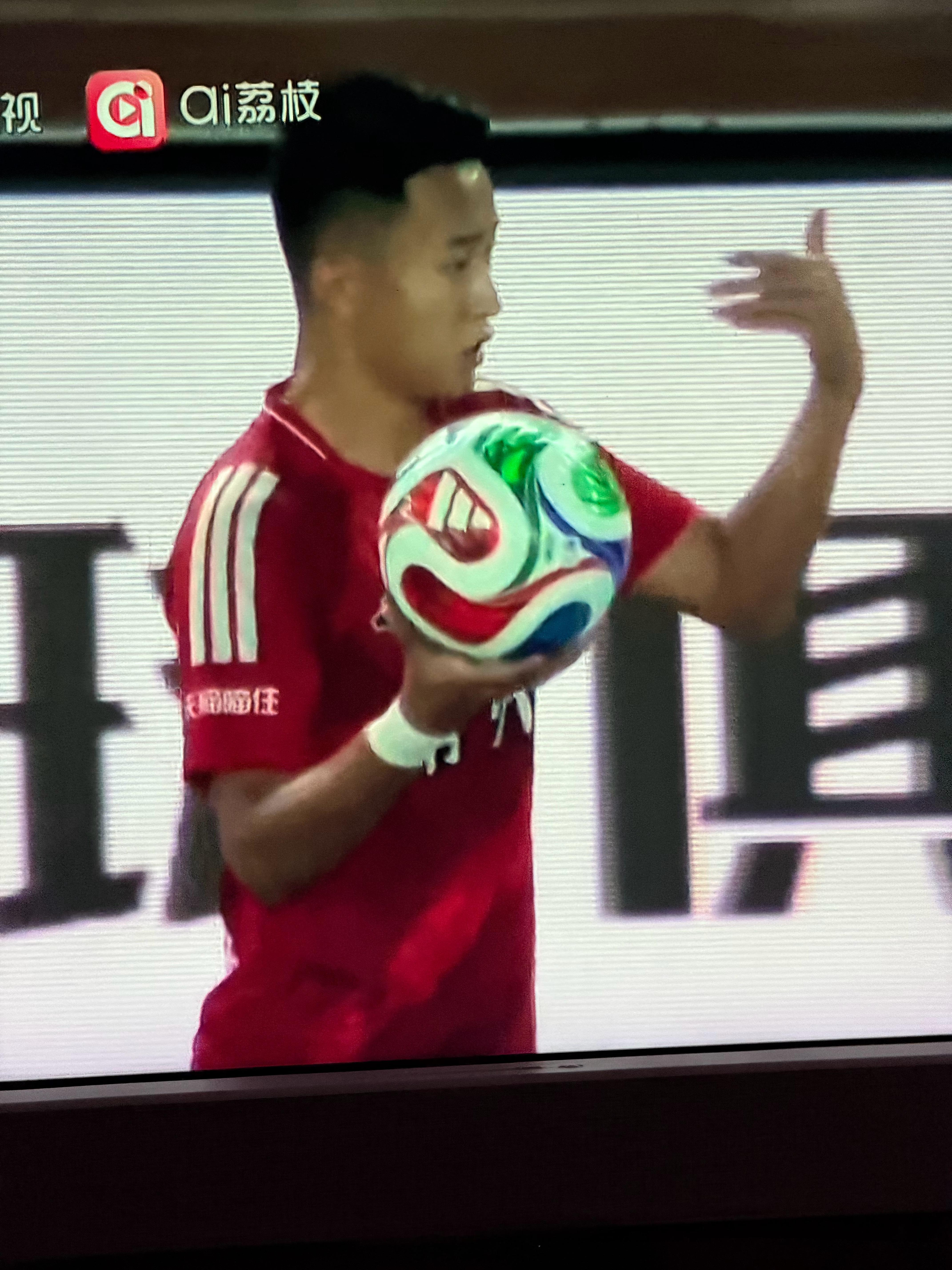 苏超这，美加墨世界杯比赛用球，很瞩目苏超球员更年轻了苏超直播苏超﻿ 南京·龙江