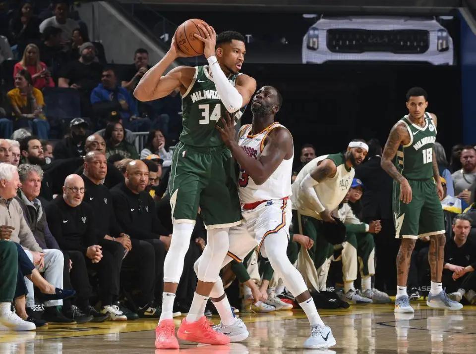 美记爆出字母哥抵触加盟勇士的核心顾虑——“怕遭类似杜兰特搭档库里后的批评”，格林