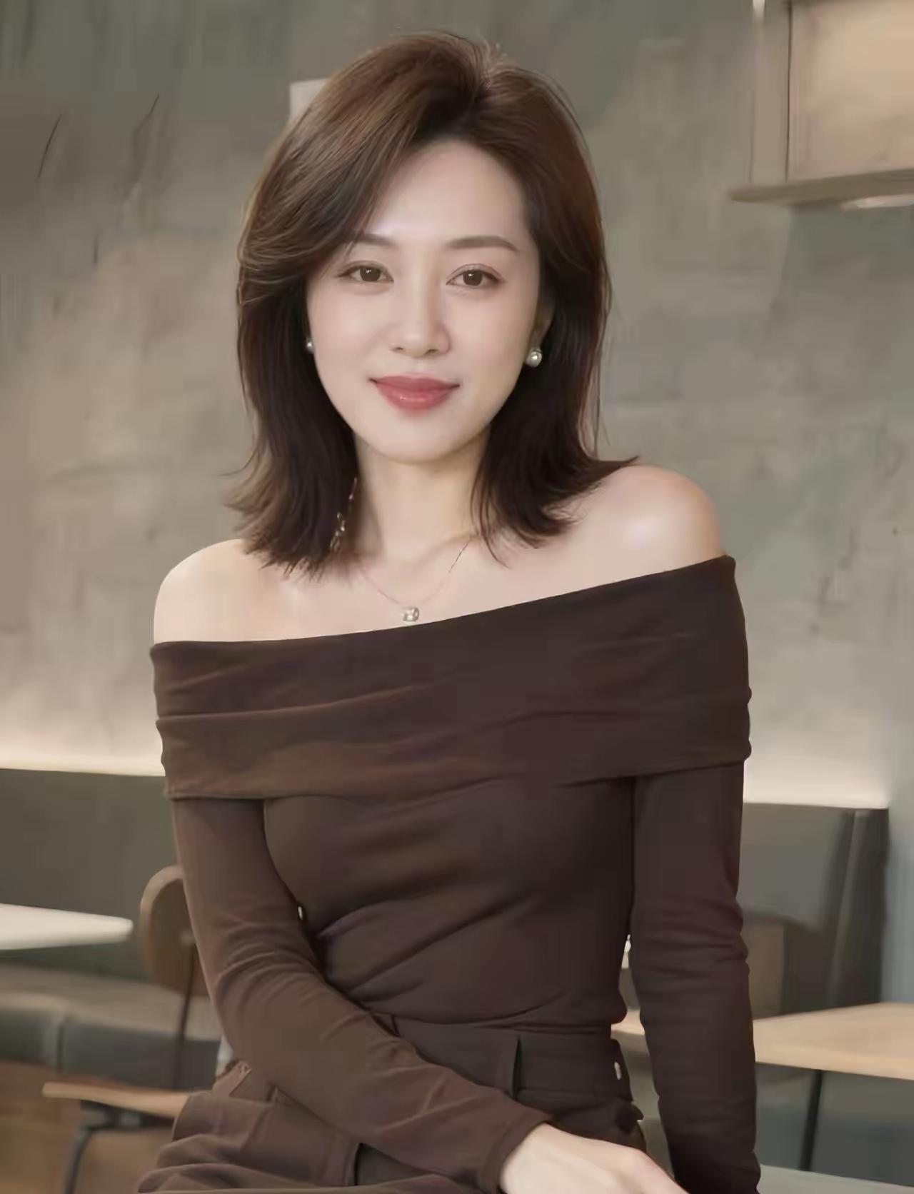 在社会上行走必懂的20条人性真相，看懂少走10年弯路

1. 实力才是硬通货
男