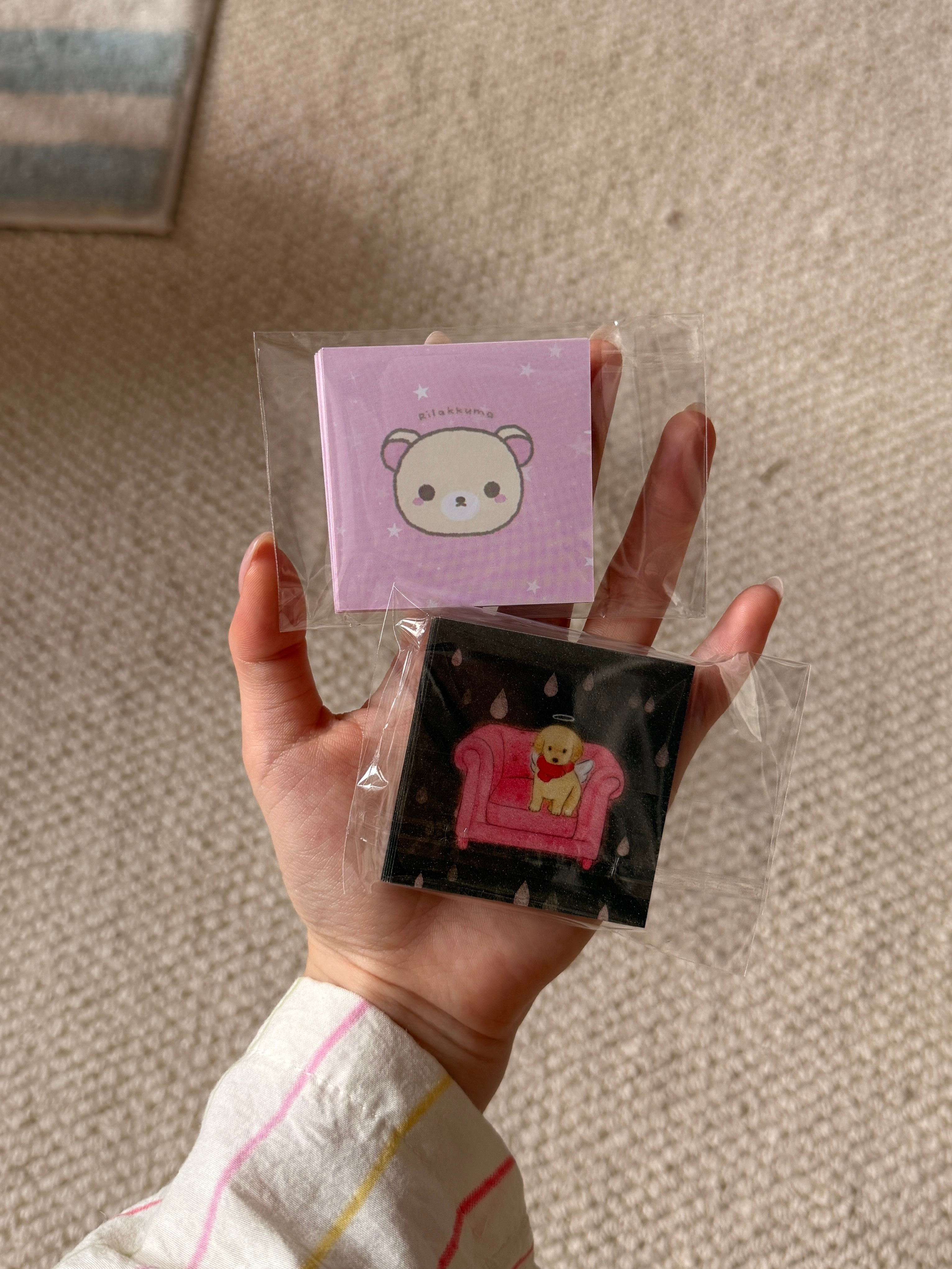 我今天打算发购物分享 然后抽奖的 还特意买了明星片……结果尺寸就这么一点点🤏[