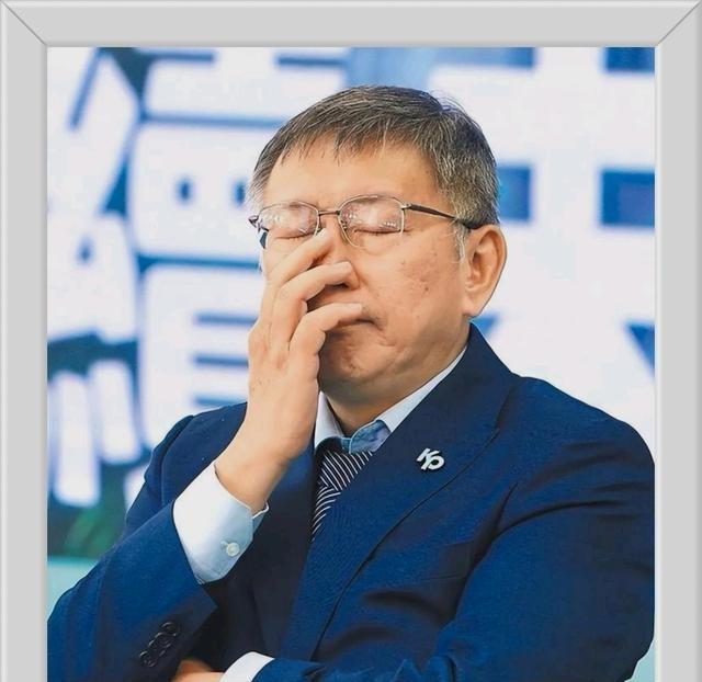 战斗力“爆表”的民众党主席黄国昌，被柯文哲架空操弄后沉默不语，他的所有的极限忍耐