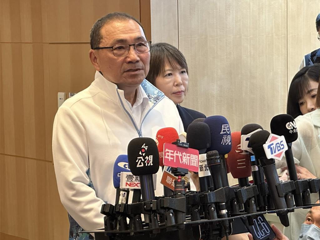 侯友宜725将上凯道 预计将与李四川合体
中联油脂致癌油风暴延烧，台北市长蒋万安