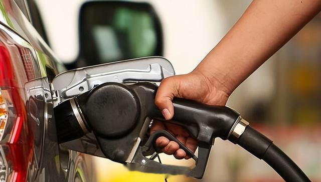 #你每月用车成本花多少##汽场全开# 油费，停车，保养，路费，洗车，维修，加起来