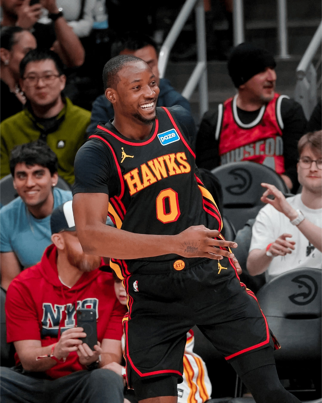 多少滞留三亚的人被自己穷笑了自从来了老鹰，库明加也笑了！ 