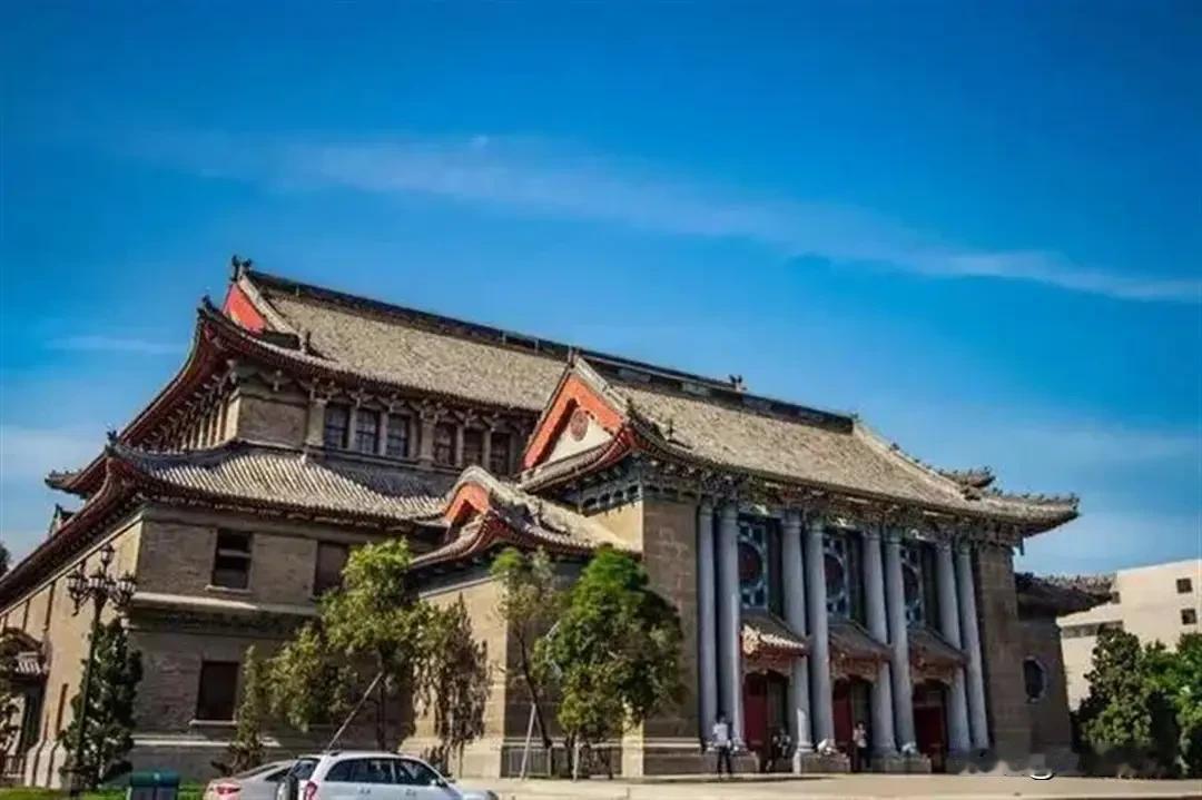 河大礼堂是因为这个原因失火的！

今夜在哭泣！河大今夜无眠！

新闻报道，5月2
