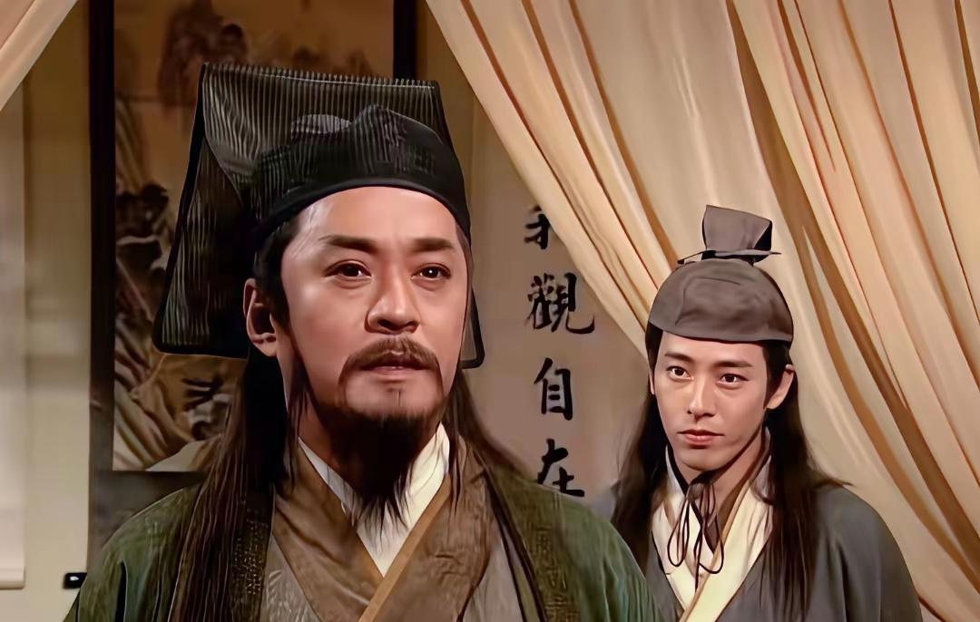 灭绝师太翻脸无情，令狐冲惹是生非，田伯光心狠手辣。
岳不群做好做坏都是为了华山派