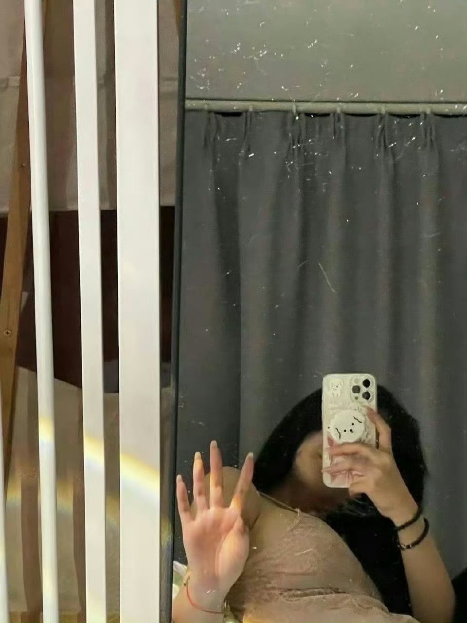 一点朋友圈吃不了的细糠 ​ ​​​
