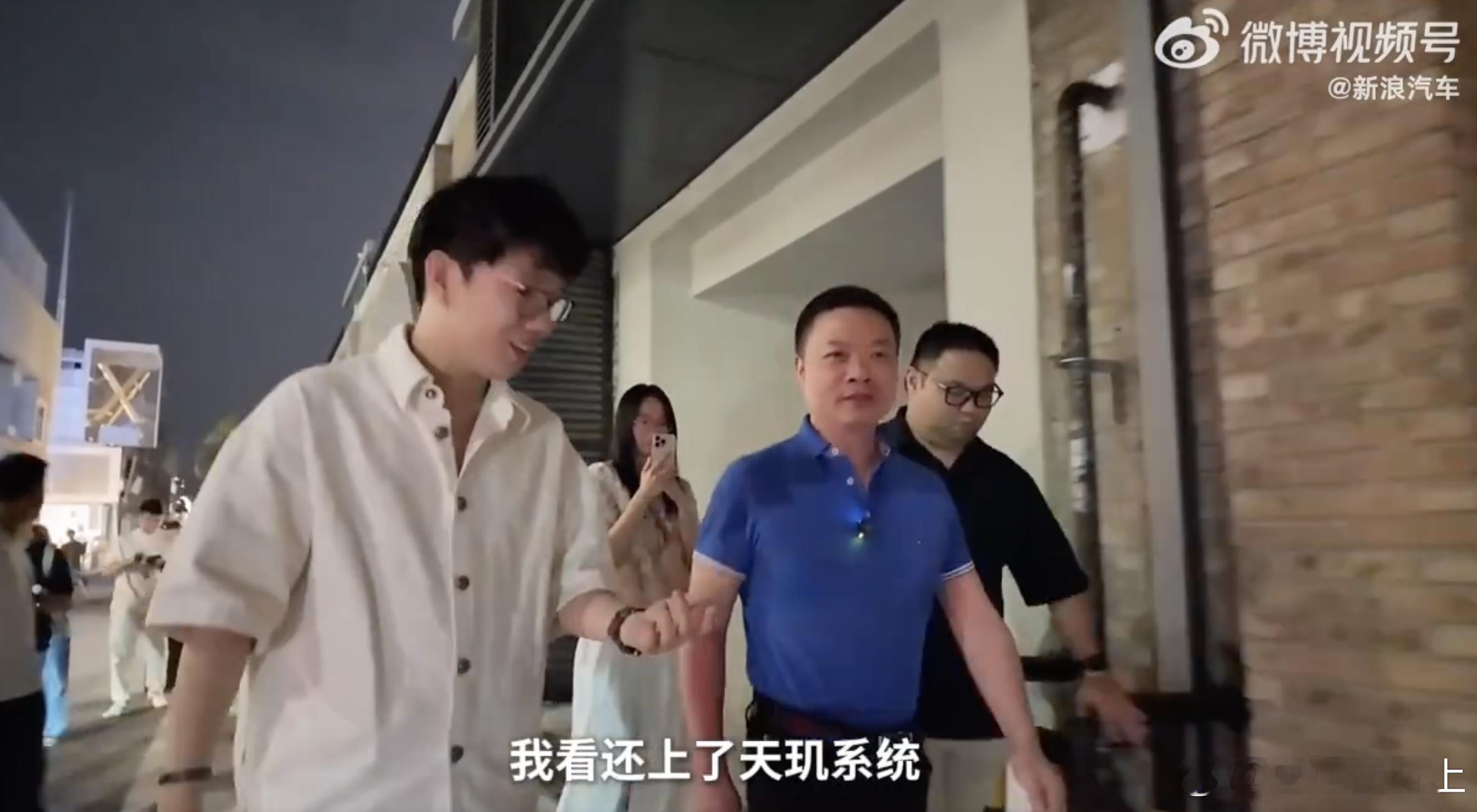 何小鹏透露MONA智驾比肩友商50万旗舰车 小鹏MONA M03 MAX今天发布