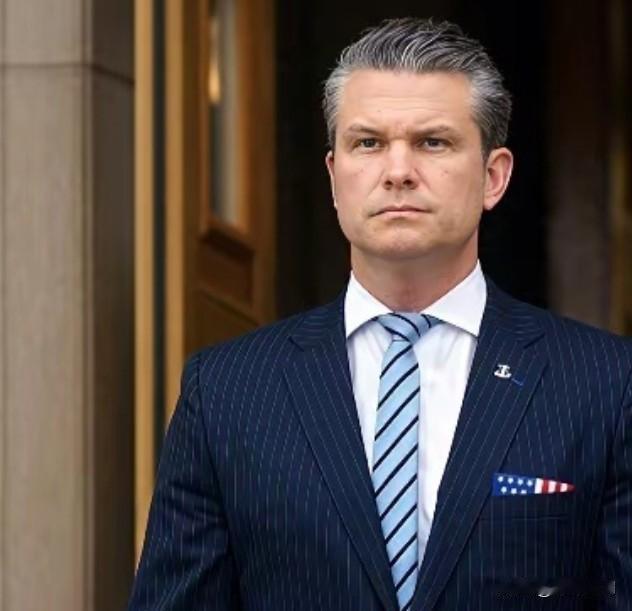 美国防长肯定美军征兵工作，他说很多当代美国年轻人非胖即蠢，要么就有前科，要有多动