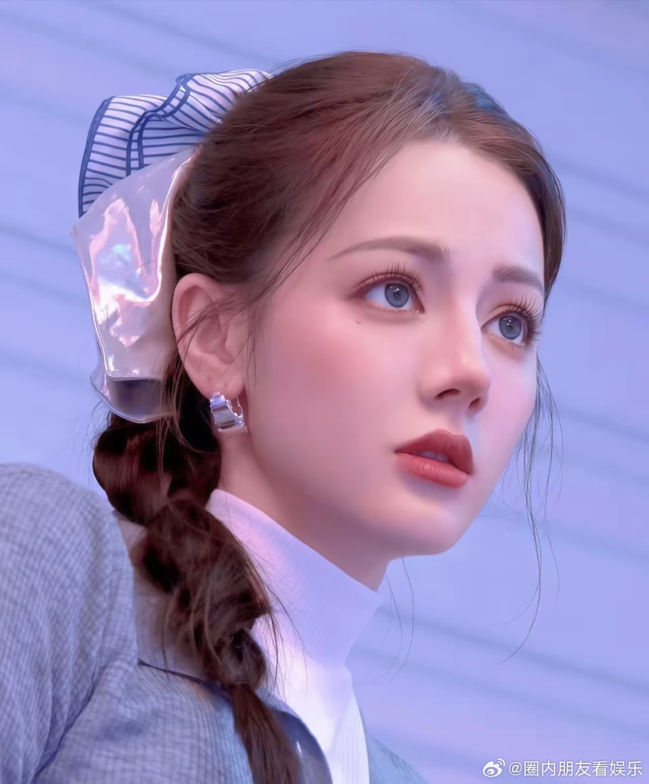 迪丽热巴啊迪丽热巴你怎么这么好明明自己才刚刚回来，怎么不好好歇歇，就马不停蹄的给