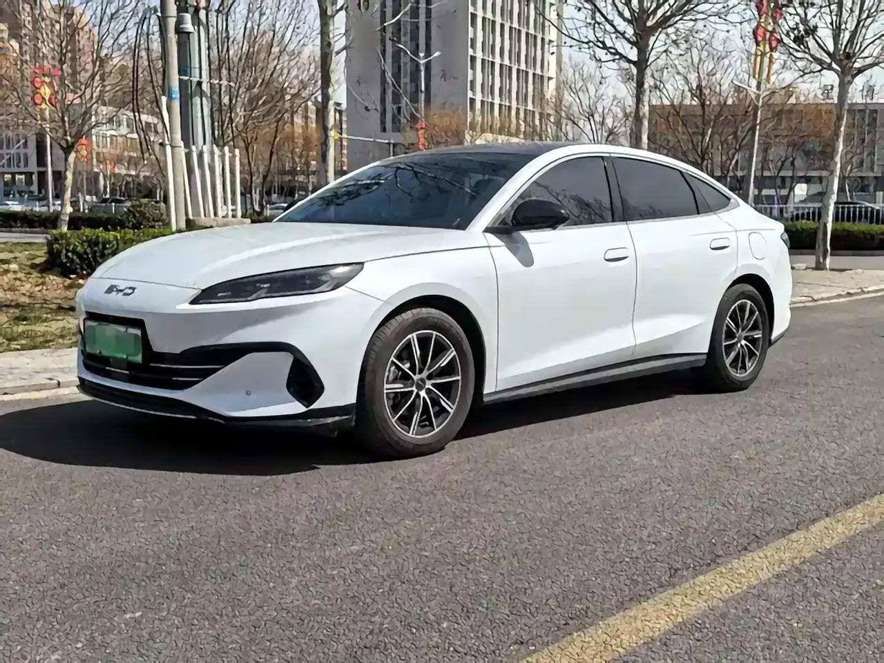 想买6万多的二手海豹06DM-i，可以选吗？😅
最近这车热度又被新车带上来了，