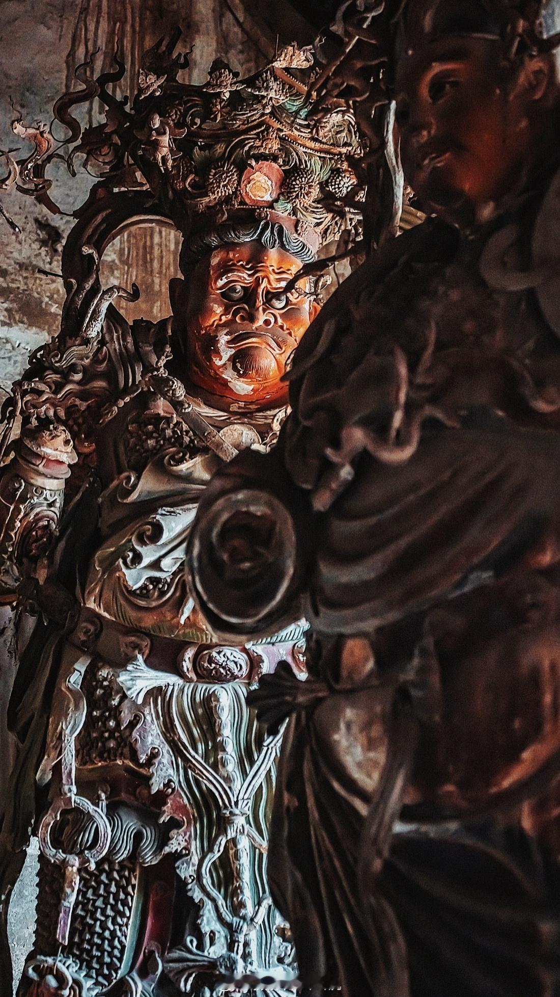 ​地上文物看山西那真不是吹的，要是想把山西的佛院庙堂名胜古迹都看完，请准备个至少