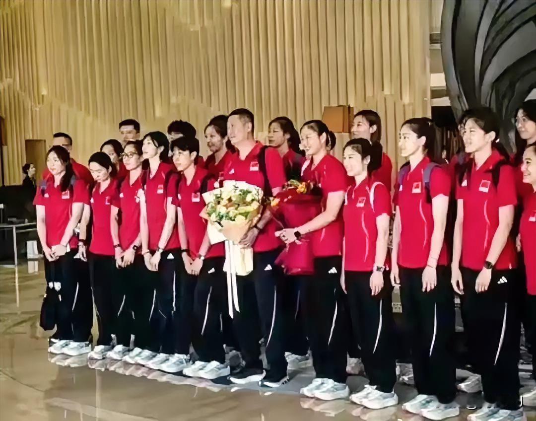 🔥🔥🔥憋宝[捂脸]女排亚锦赛14人正式名单！
2026女排亚锦赛，中国女排