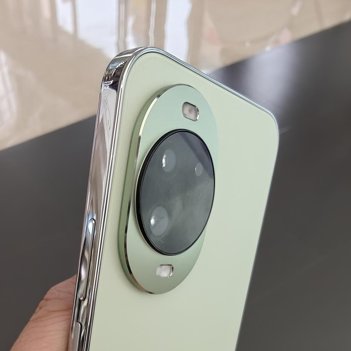 2699元起！华为Nova15优缺点全说清，这两个功能直接让我闭嘴
 
华为No