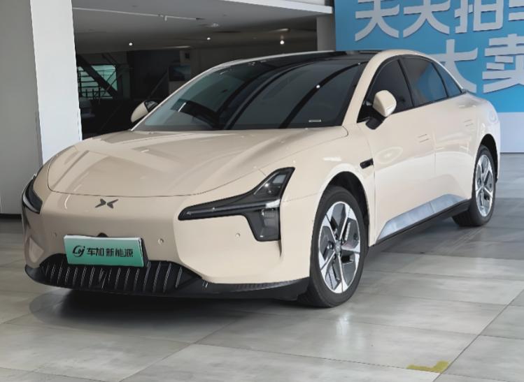 我宣布！这是今年最戳我的家用电车！家人们谁懂啊！今天逛 4S 店直接被这台小鹏 