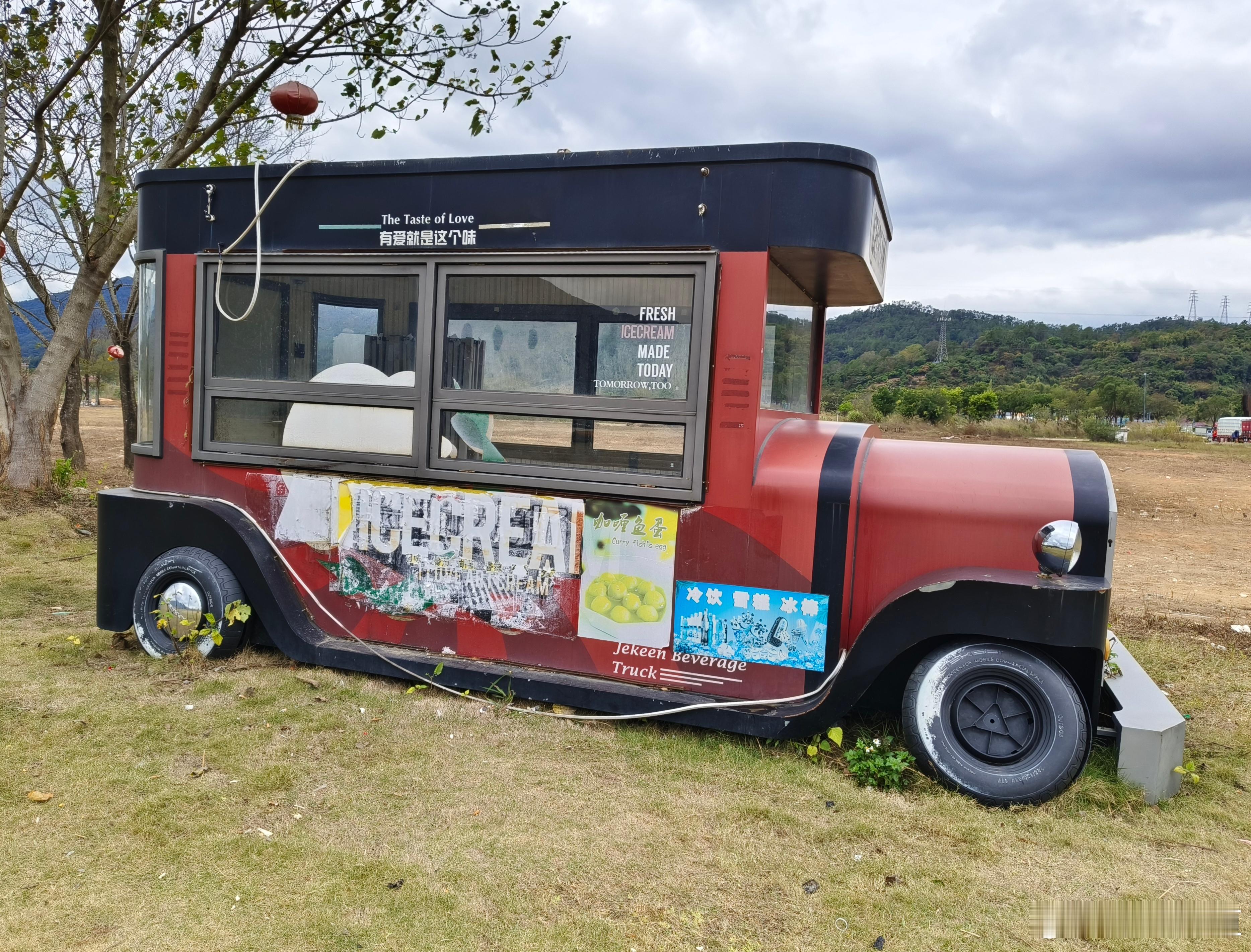 人们不用考驾照了吗？[调皮]物理图灵测试，意味着自动驾驶技术已从遵循规则转向具备