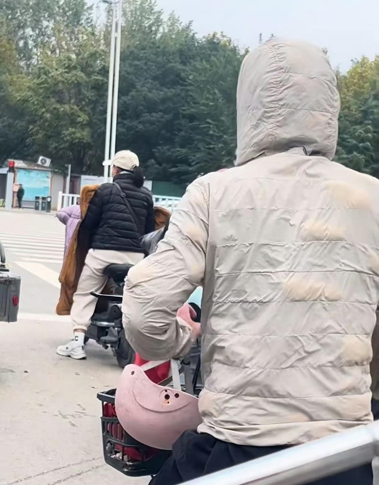江浙沪无法体面入冬，江浙沪的兄弟们，春秋装还不能收起，下周还得穿[允悲] ​
由
