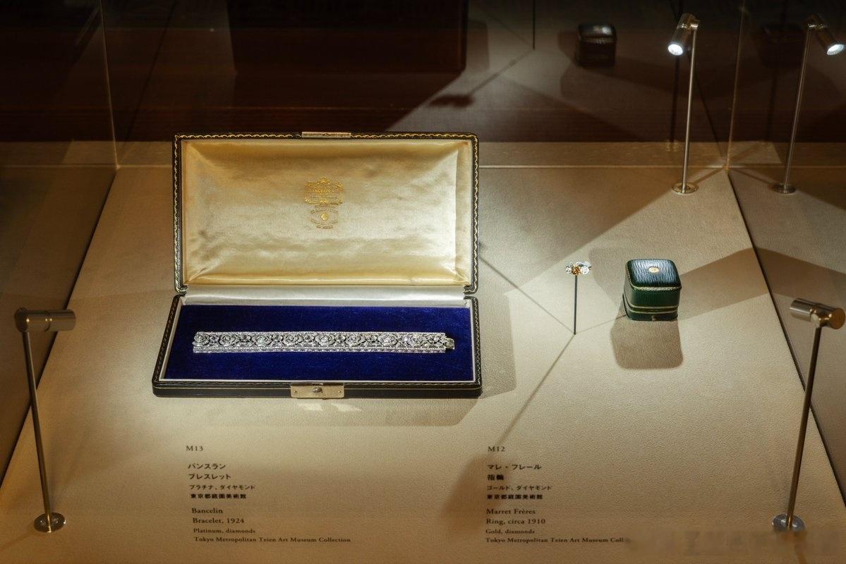 珠宝 日本朝香宫鸠彦王妃允子网页链接的三石款戒指，制造于约1910年，出自法国珠