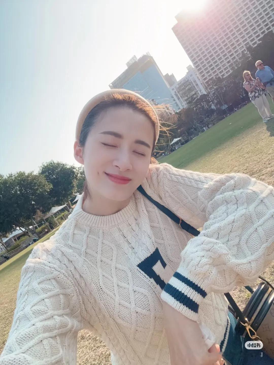 话说有不少TVB花旦虽然离开了TVB，嫁入了豪门，但是依旧在不少网友和观众的心里