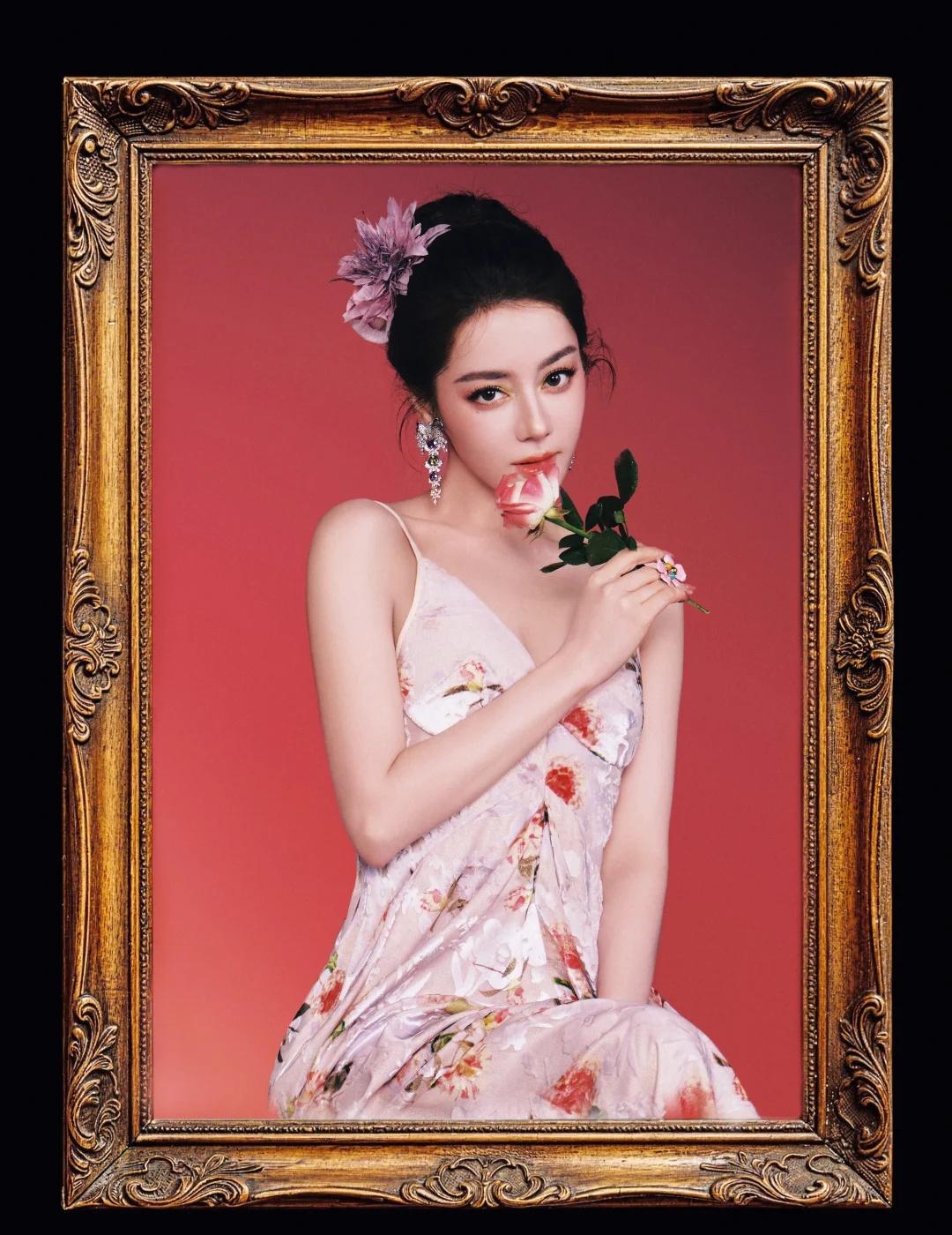帮热巴做的花神盘发～
迪丽热巴
发型：方可✌️