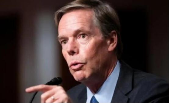 美国改口了，他们将矛头转向以色列，美方表示，若不是因为以色列先发制人攻击伊朗，伊